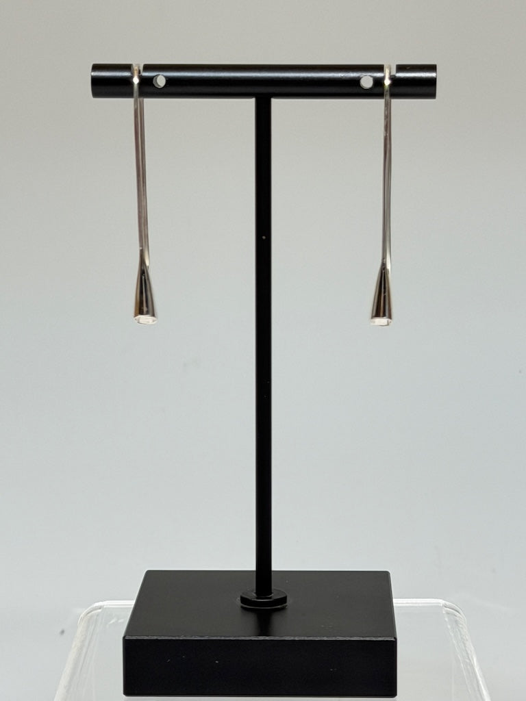 STERLING SILVER MINI LONG DROP CALLA EARRINGS AV2605