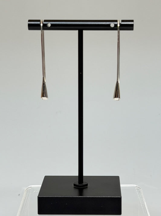 STERLING SILVER MINI LONG DROP CALLA EARRINGS AV2605