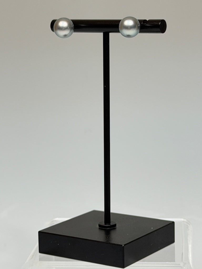 18K WHITE GOLD LIGHT TAHITIAN PEARL STUD EARRINGS AV2607