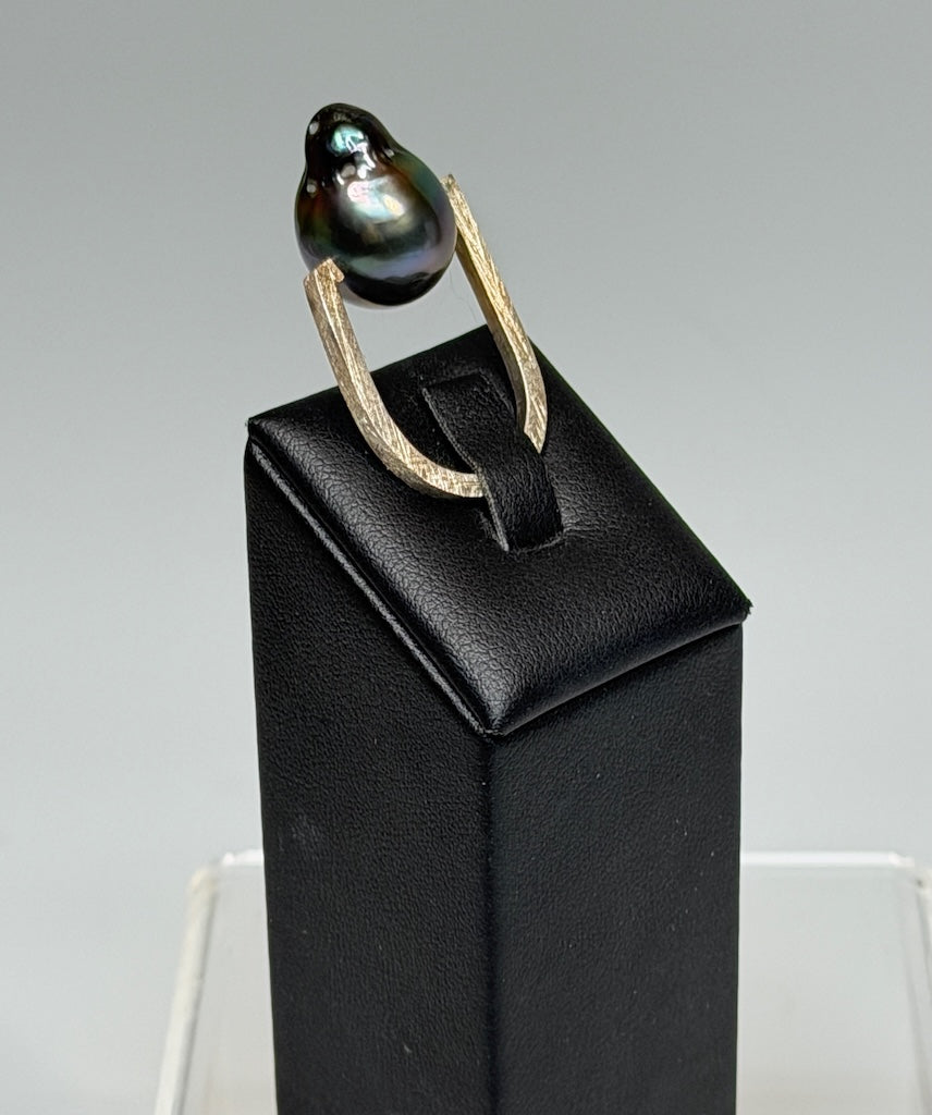 UNIQUE BAROQUE TAHITIAN PEARL STERLING SILVER RING AV2611