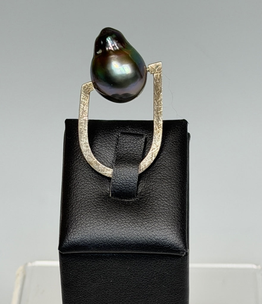UNIQUE BAROQUE TAHITIAN PEARL STERLING SILVER RING AV2611