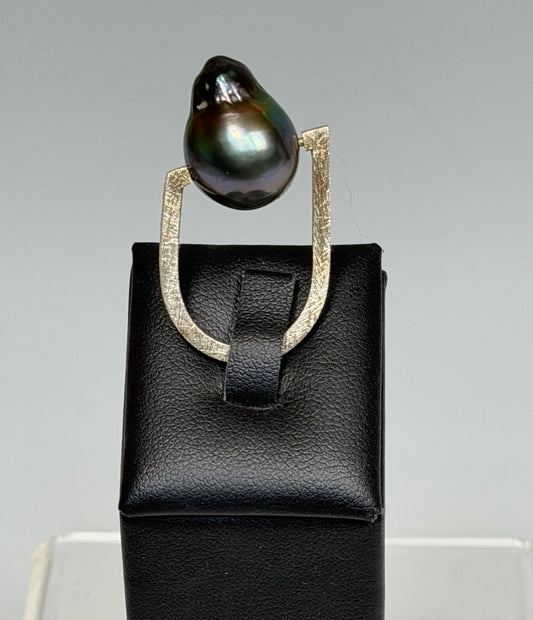 UNIQUE BAROQUE TAHITIAN PEARL STERLING SILVER RING AV2611