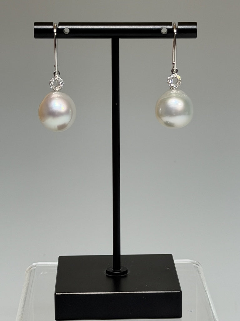 18K WHITE GOLD SOUTH SEA PEARL & DIAMOND EARRINGS AV2616