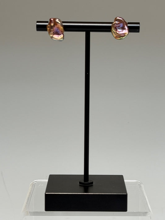 18K YELLOW GOLD NATURAL PINK FRESHWATER KESHI PEARL STUD EARRINGS AV2631