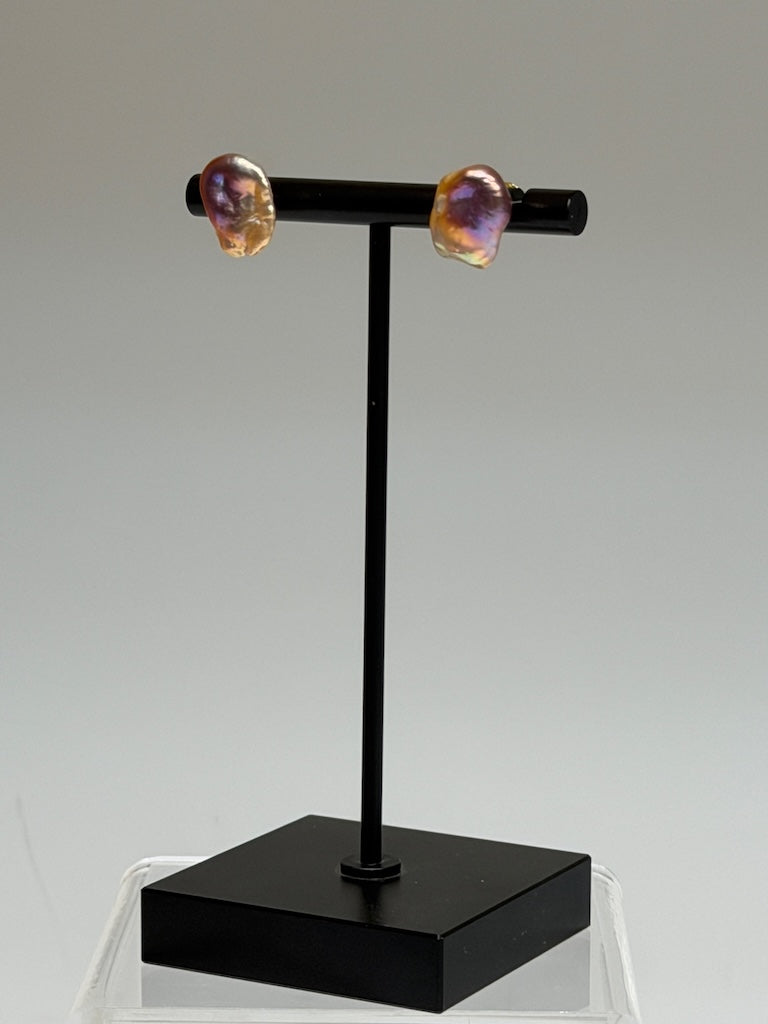 18K YELLOW GOLD NATURAL PINK FRESHWATER KESHI PEARL STUD EARRINGS AV2632