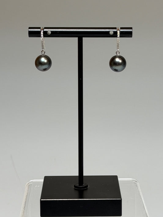18K WHITE GOLD BLACK TAHITIAN PEARL EARRINGS WITH DIAMONDS AV2641