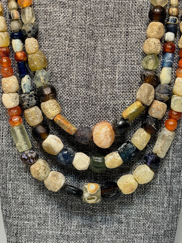 TRIPLE STRAND ANCIENT ROMAN GLASS AND STONE NECKLACE AV2648