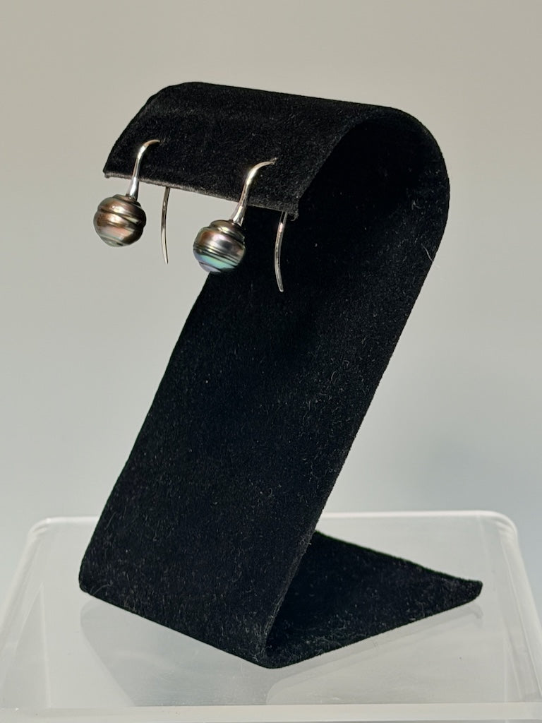 .925 STERLING SILVER LITTLE TRUMPET TAHITIAN PEARL EARRINGS AV2661