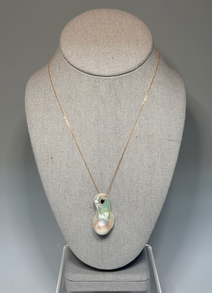 18K YELLOW GOLD FRESHWATER NATURAL JUMBO FIREBALL BAROQUE PEARL GOLDEN EYE PENDANT AV2669