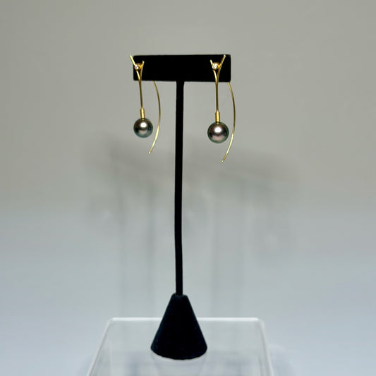 18K YELLOW GOLD UNIQUE TAHITIAN PEARLS AND DIAMOND FANCY PEACOCK EARRINGS AV2680