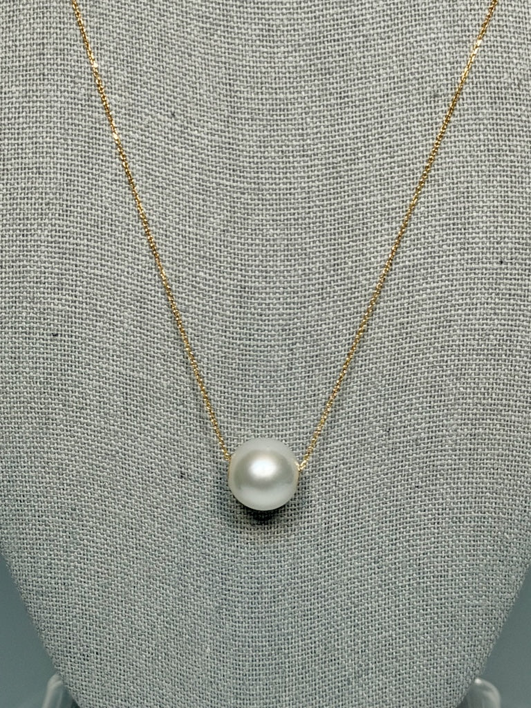 18K YELLOW GOLD WHITE SOUTH SEA PEARL GOLDEN EYE PENDANT AV2682