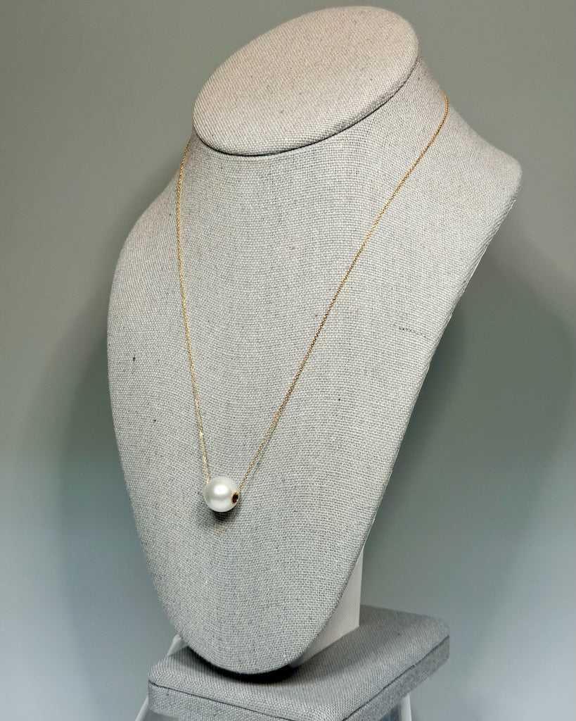 18K YELLOW GOLD WHITE SOUTH SEA PEARL GOLDEN EYE PENDANT AV2682