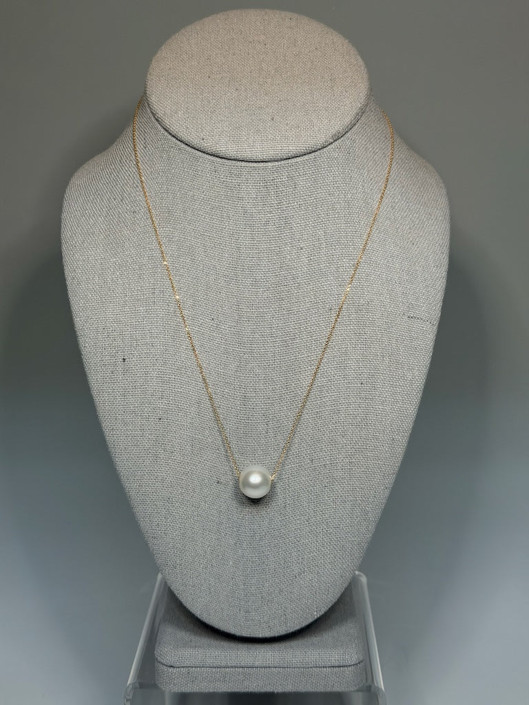 18K YELLOW GOLD WHITE SOUTH SEA PEARL GOLDEN EYE PENDANT AV2682