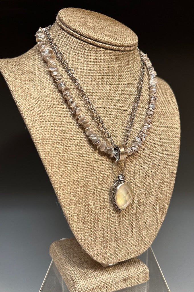 .925 MOTHER OF PEARL PENDANT ON DOUBLE CHAIN WITH KESHI PEARLS BR101