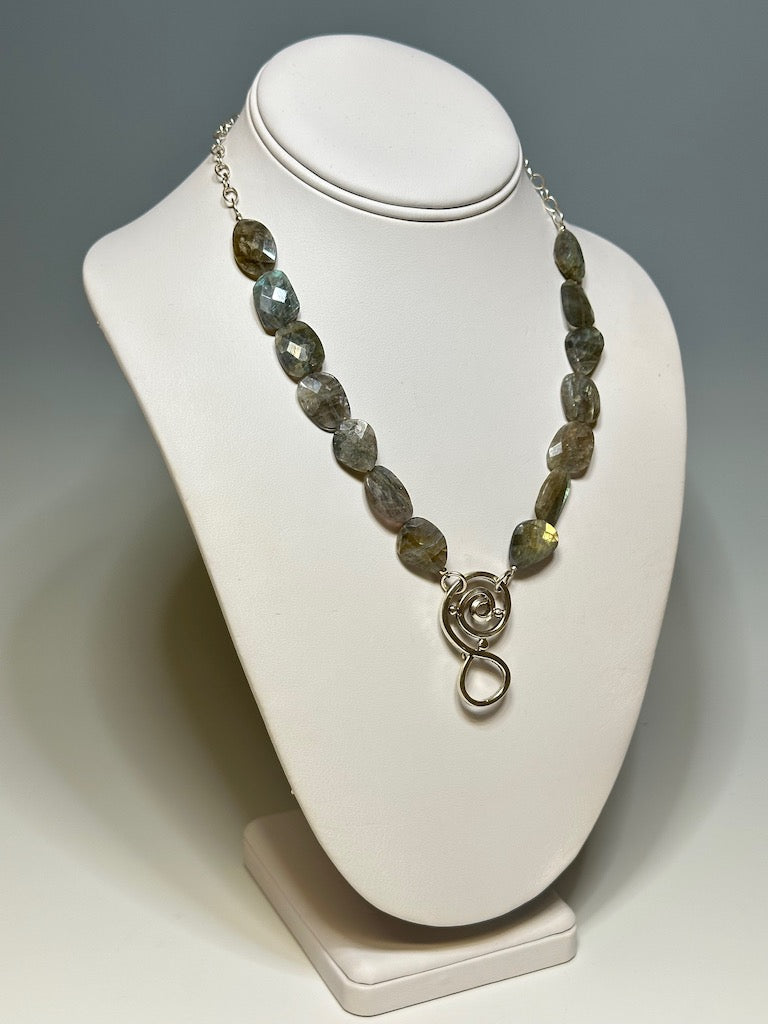 .925 LABRADORITE BEAD CHAIN NECKLACE WITH SWIRL DROP BR266