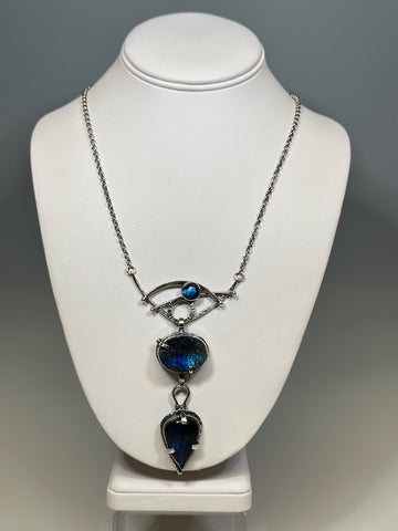 .925 EYE OF THE BLUE LAKE PENDANT WITH LABRADORITE NECKLACE  BR309