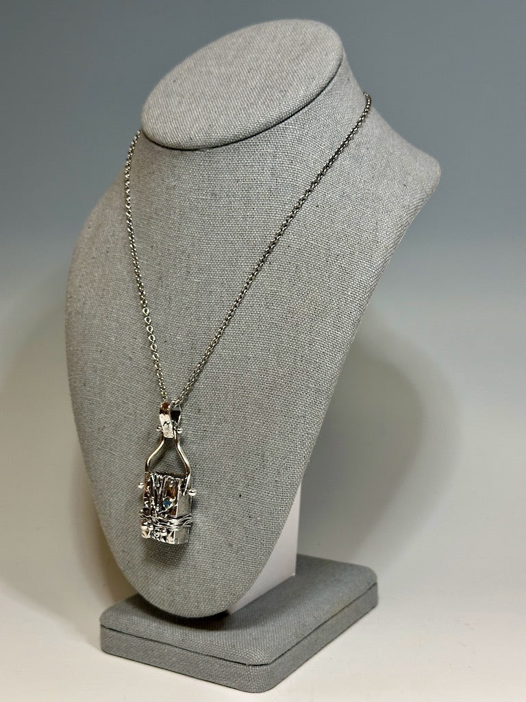 .925 SILVER SPIRIT BOX WITH OPAL TRIPLET PENDANT ON CABLE CHAIN BR316