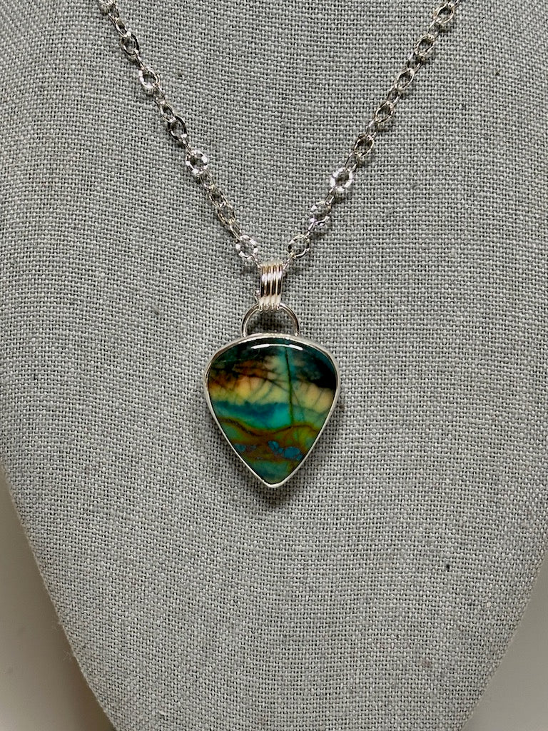 .923 INDO CHRYSOCOLLA TEARDROP PENDANT AND SS CHAIN BR322