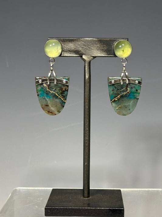 .925 PREHNITE POST EARRINGS W/CHRYSOCOLLA SLICE BR365