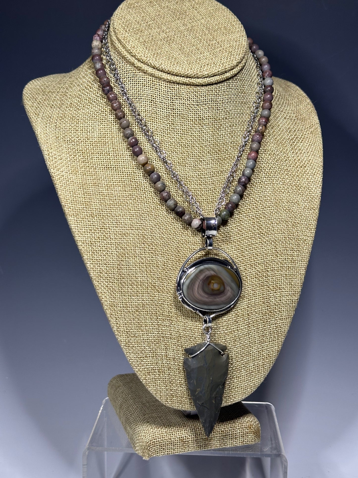 .925 IMPERIAL JASPER W/ARROWHEAD (REPRODUCTION) ON JASPER BEAD DOUBLE CHAIN NECKLACE BR369