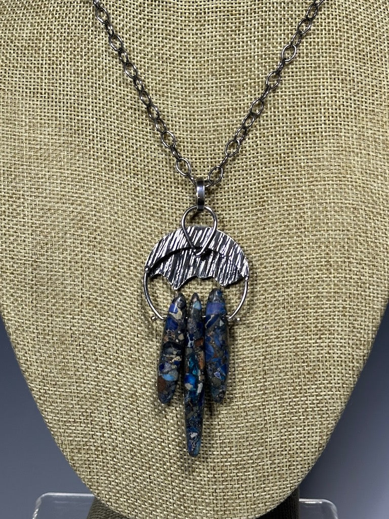 .925 BLUE SEA SEDIMENT BEAD SHADOW FALLS PENDANT WITH OXIDIZED LINK CHAIN BR371