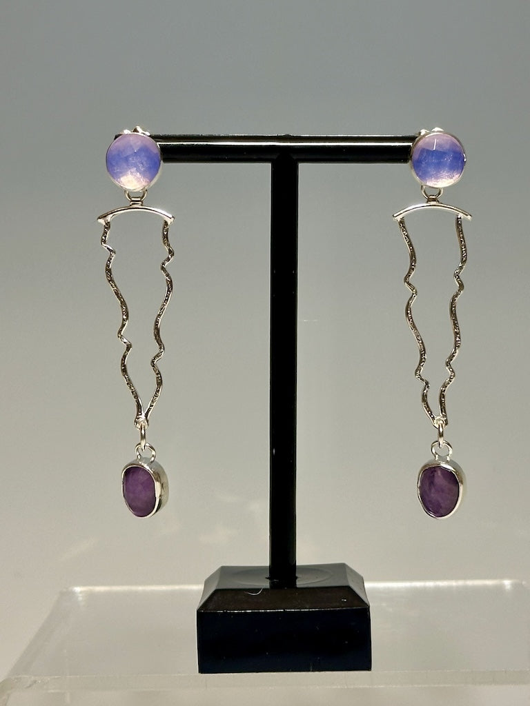 .925 RIVERVIEW LAVENDER QUARTZ AND AMETHYST EARRINGS BR392