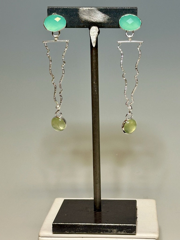 .925 RIVERVIEW EARRINGS WITH AQUA CHALCEDONY AND PREHNITE BR397