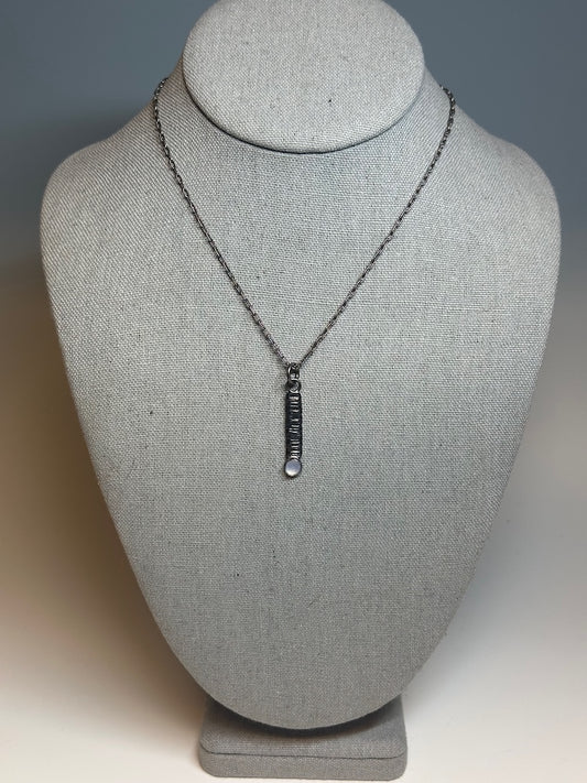 .925 NIGHTFALL MINI BAR PENDANT WITH CHALCEDONY BR443