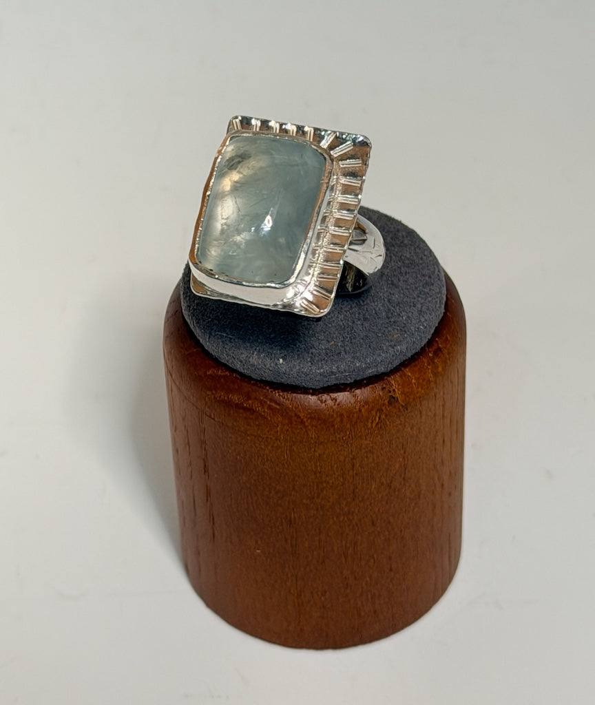.925 PREHNITE CORNER RING BR567