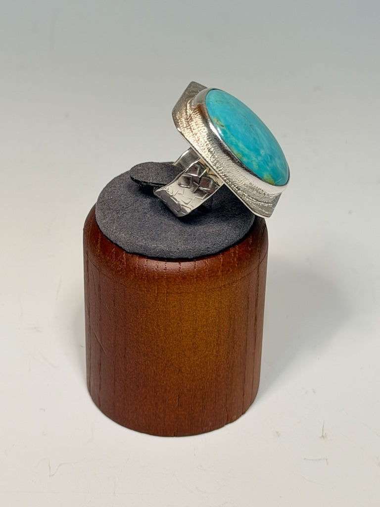 .925 OVAL KINGMAN TURQUOISE RING BR572