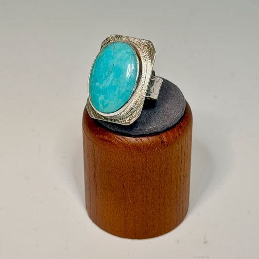 .925 OVAL KINGMAN TURQUOISE RING BR572
