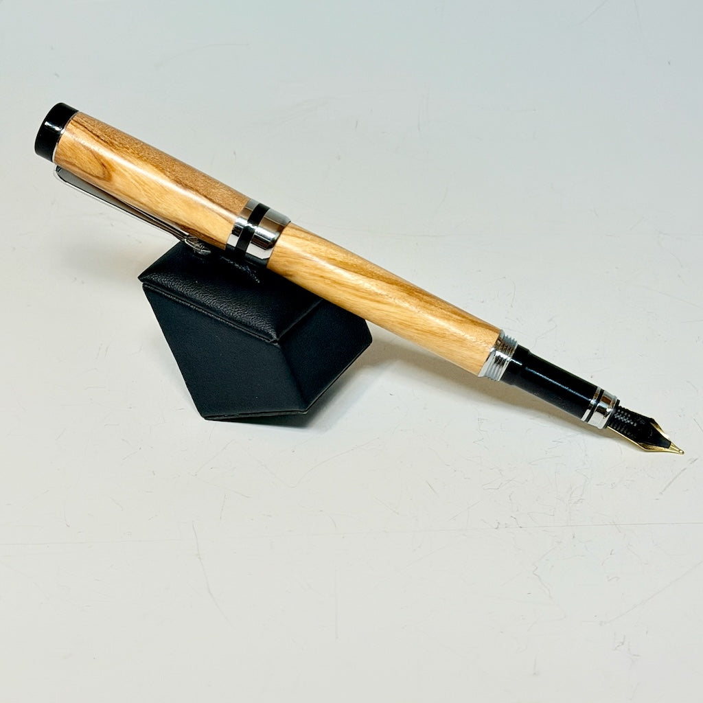 FOUNTAIN PEN WITH OLIVEWOOD BW7O