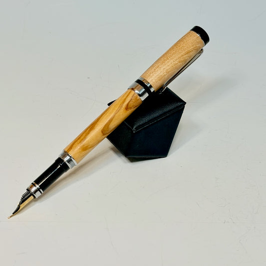 FOUNTAIN PEN WITH OLIVEWOOD BW7O