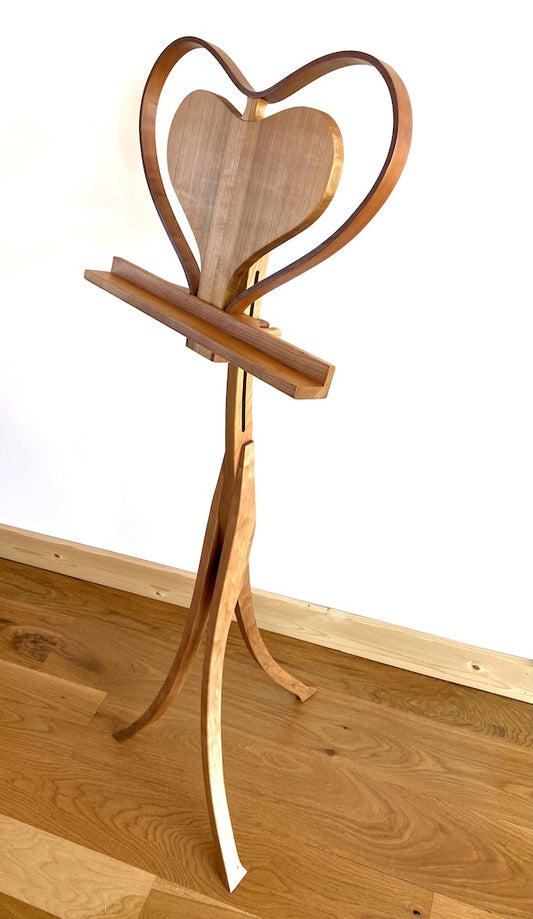 WALNUT HEART MUSIC STAND