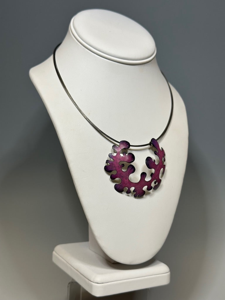 PINK SEAWEED NECKLACE DKA198