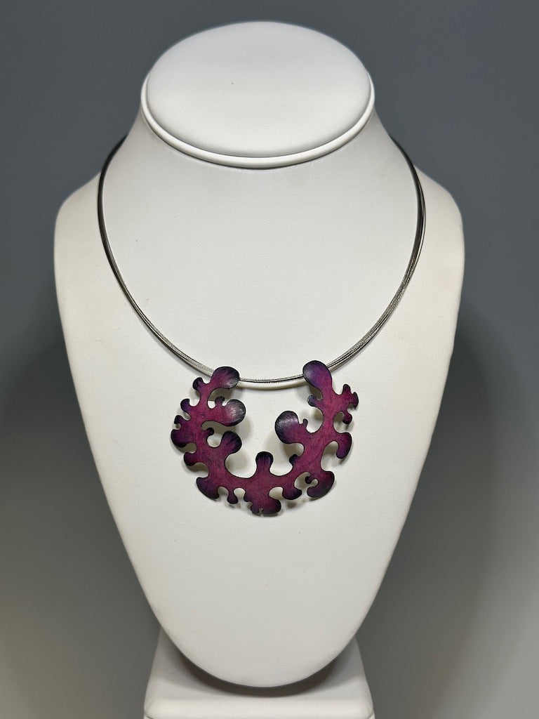 PINK SEAWEED NECKLACE DKA198