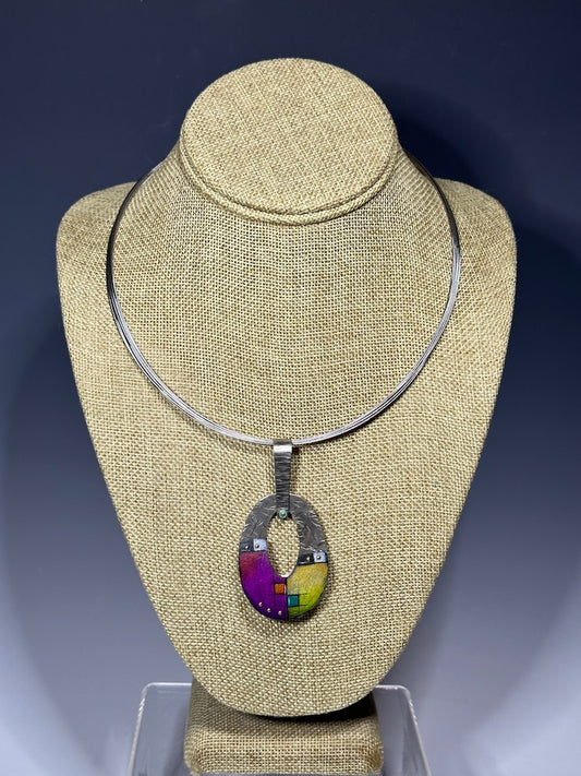 OVAL PRISMA COLOR PENDANT ON LONG BAIL WITH 10 STRAND STEEL CABLE NECKLACE DKA224