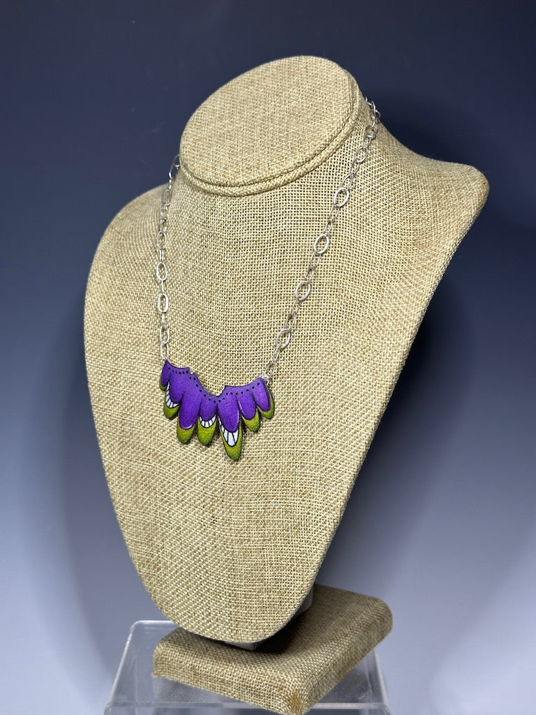 PURPLE AND GREEN PRISMACOLOR PENDANT CHOKER ON STERLING SILVER CHAIN  DKA225