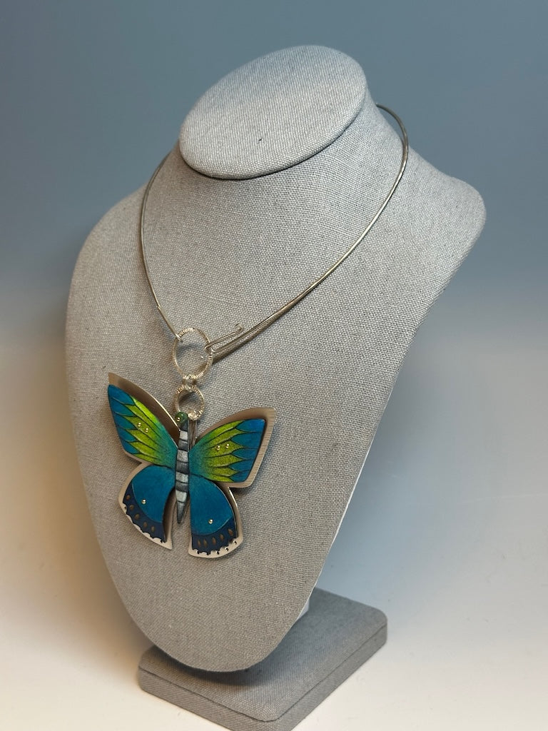 TEAL BUTTERFLY NECKLACE ON STERLING WIRE COLLAR DKA232