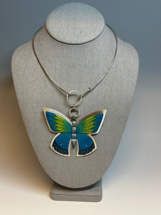 TEAL BUTTERFLY NECKLACE ON STERLING WIRE COLLAR DKA232