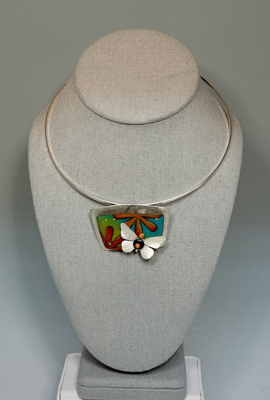 FLOWER PATTERN NECKLACE WITH BUTTERFLY ON SOLID STERLING SILVER CHOKER DK315