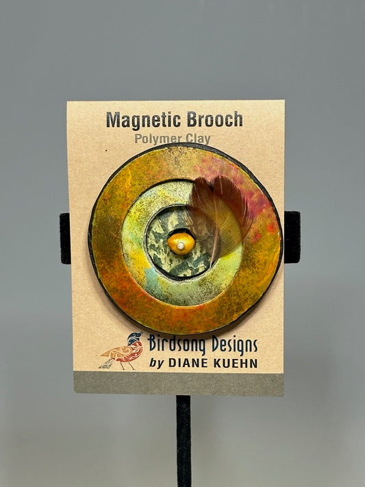 CONCENTRIC LIGHTWEIGHT POLYMER CLAY MAGNETIC BROOCH WITH CULTURED PEARL AND FEATHER ACCENT PCB827