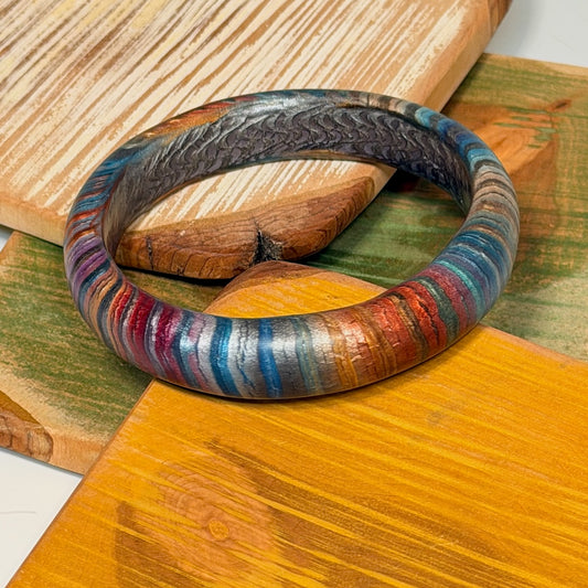 COLORFUL STRIPED POLYMER CLAY BANGLE BRACELET WITH SUBTLE INSIDE PATTERN PCBL869