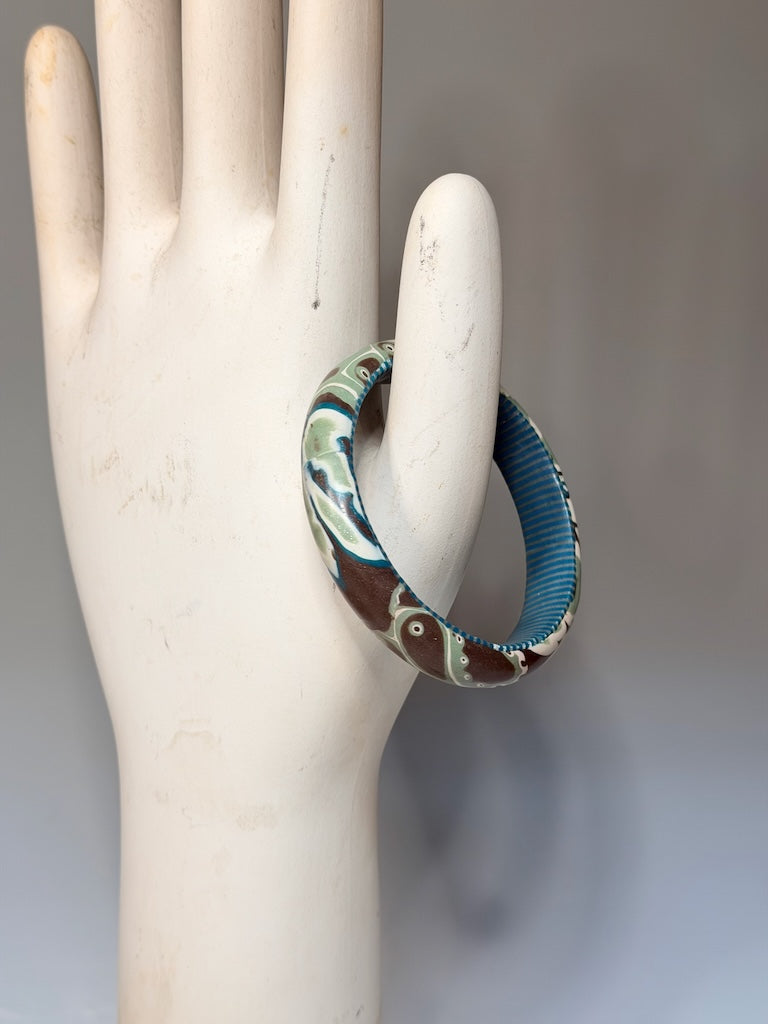 MULTI COLORED POLYMER CLAY BANGLE BRACELET WITH STRIPED INTERIOR PATTERN PCBL870