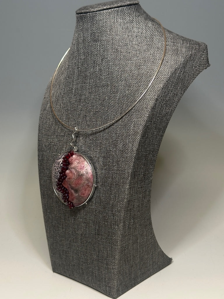 POLYMER CLAY DOMED MIXED MEDIA PENDANT ON SILVER NECK WIRE DKPCN802