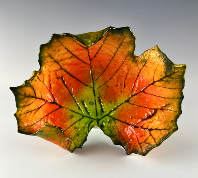 SYCAMORE GLASS LEAF SCULPTURE - MEDIUM DW25