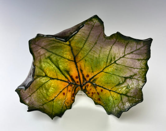 SYCAMORE GLASS LEAF SCULPTURE - MEDIUM DW27