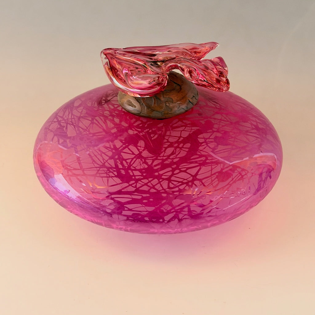 "BIRDS IN FLIGHT" FUSCHIA BLOWN GLASS LIDDED VESSEL