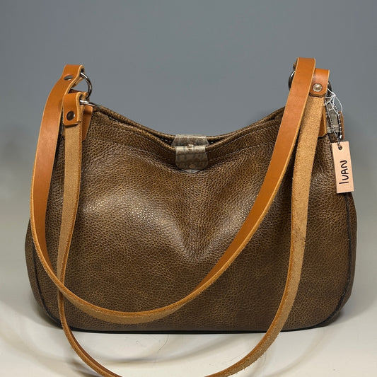 DISTRESSED TOBACCO LEATHER MEDIUM HOBO HANDBAG II253