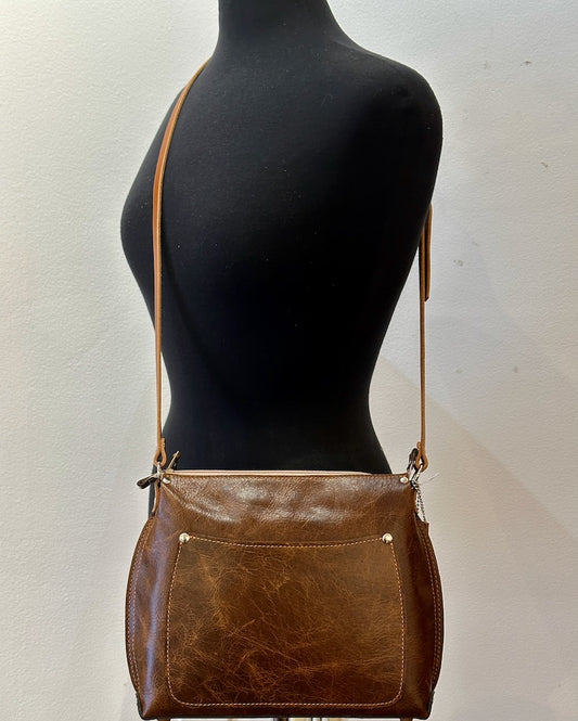 DISTRESSED BROWN LEATHER MEDIUM CROSSBODY BAG II267